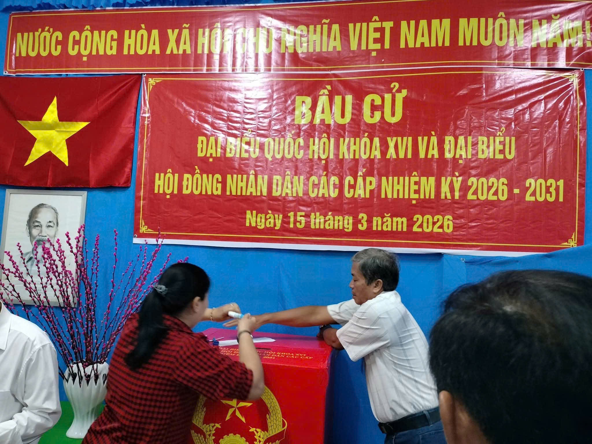 diem-bau-cu-o-phuong-binh-minh-vinh-long-1773653085.jpg