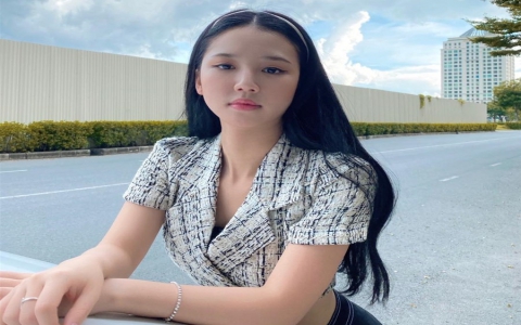 Ca sĩ AMEE bị phát tán clip nhạy cảm