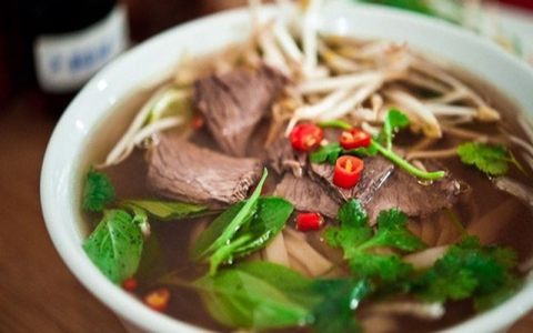 Sự thật phía sau tô phở giá 115 triệu đồng