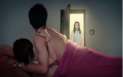 Chung sống như vợ chồng với bố nuôi bị phạt tiền 3-5 triệu đồng