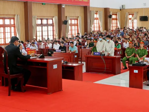 Vĩnh Long: Gần 500 ngư dân dự phiên tòa giả định chống khai thác IUU